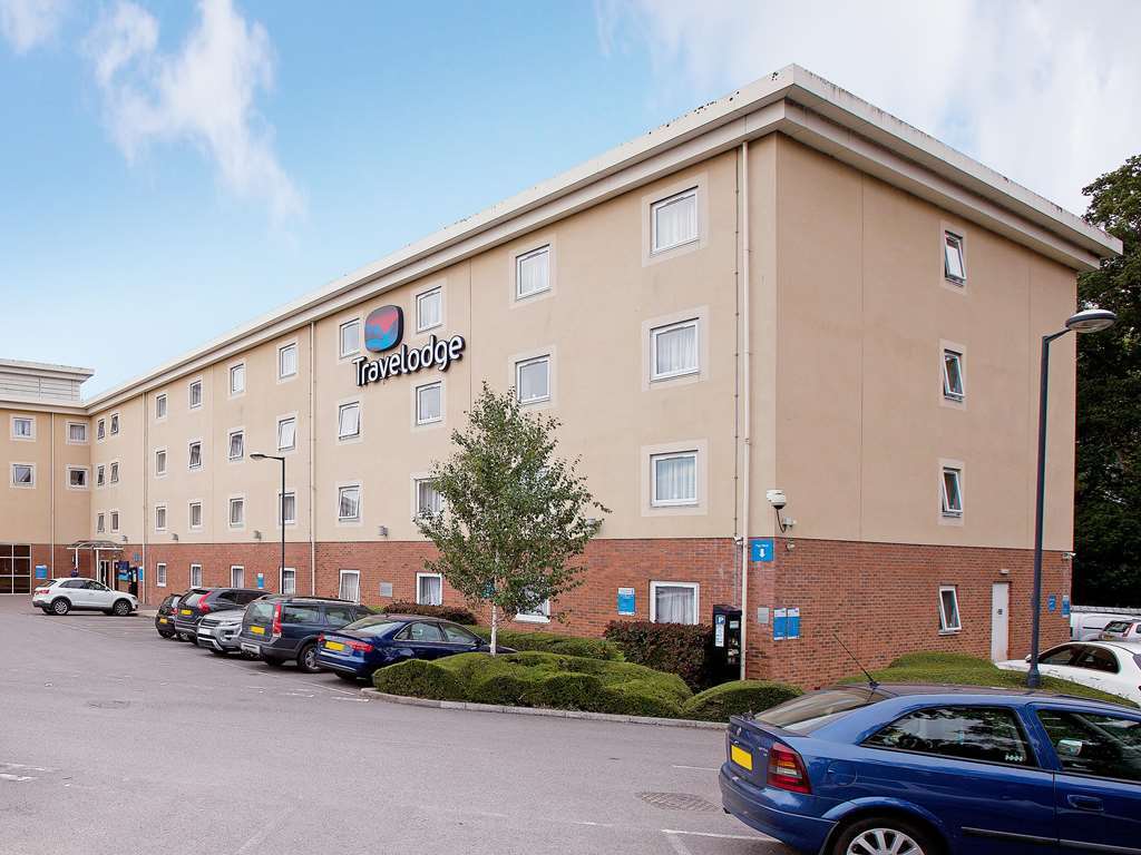 Travelodge 切尔滕纳姆 外观 照片